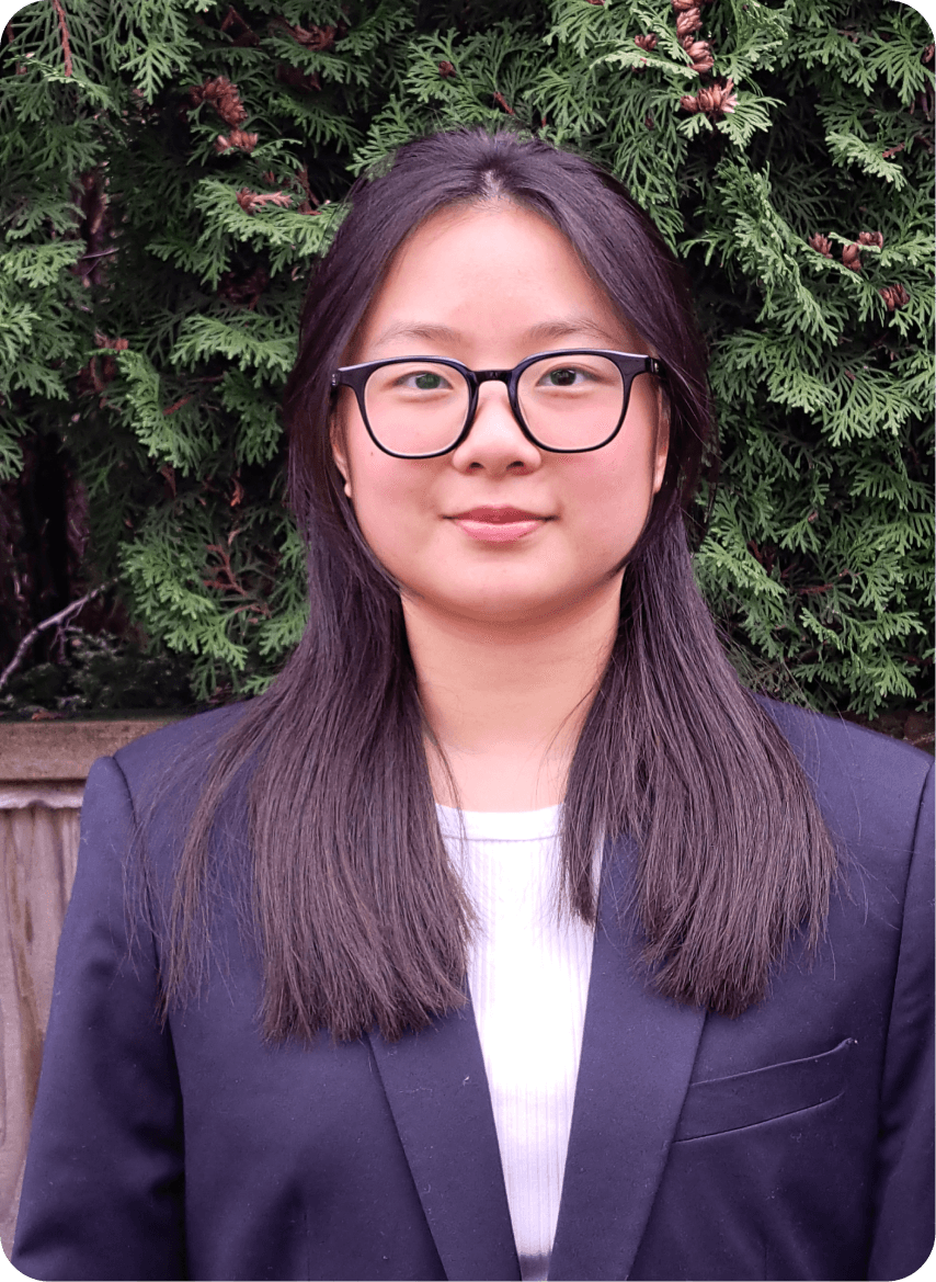 Julia Tran portrait
