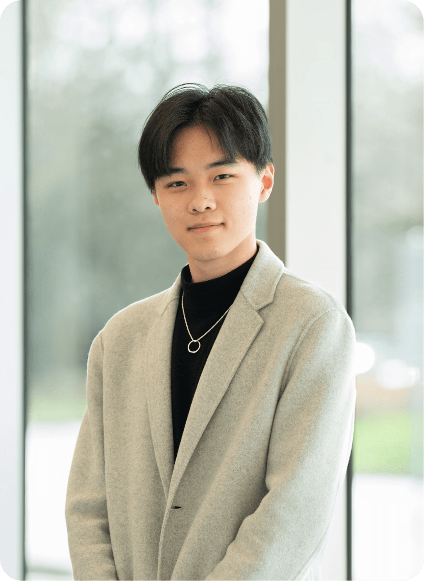 Derek Sun portrait